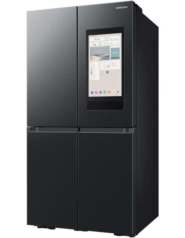 AI Family Hub™ French Door Refrigerator 636L image 3