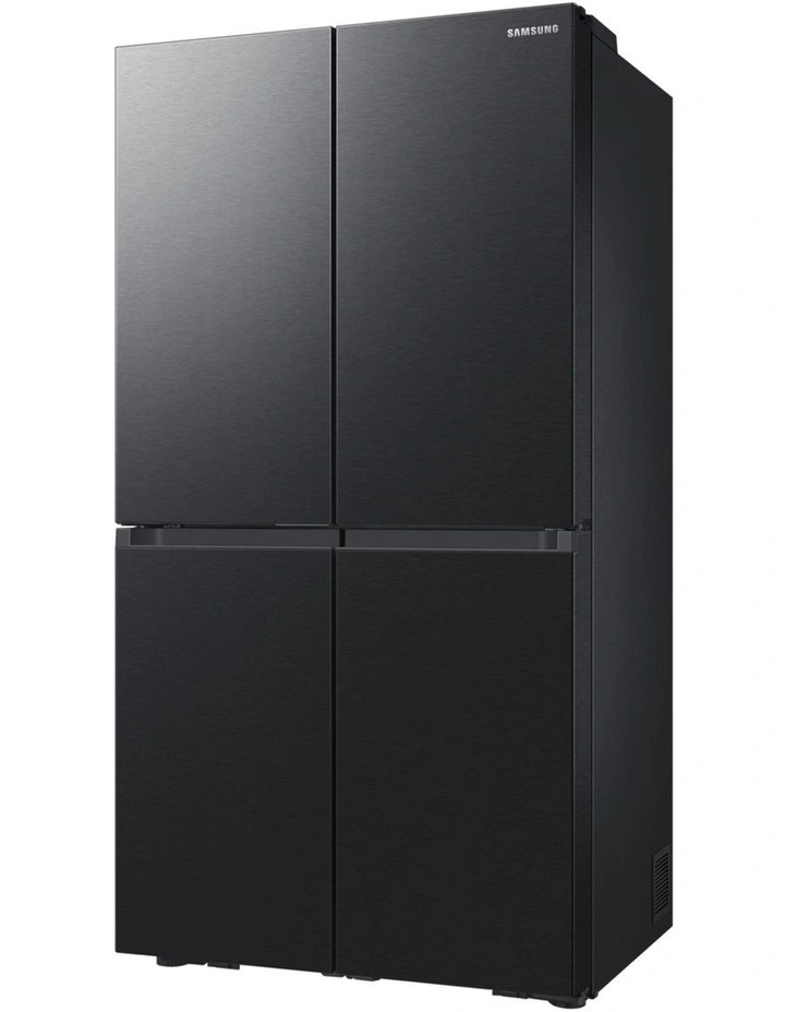 Non-Plumbed French Door Refrigerator With Internal Beverage Centre&trade 648L image 4