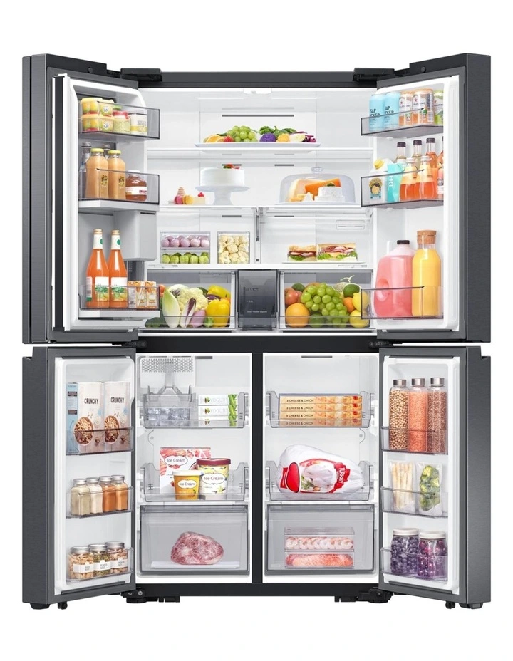 Non-Plumbed French Door Refrigerator With Internal Beverage Centre&trade 648L image 6