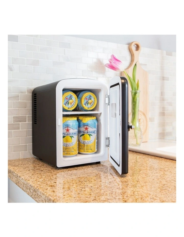 Retro Mini Fridge 4L image 7
