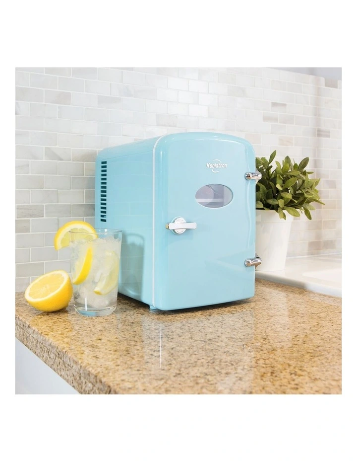 Retro Mini Fridge 4L image 2
