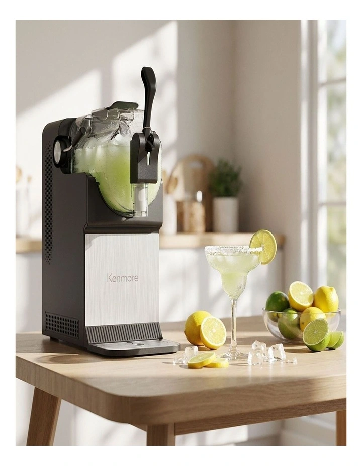 Slushie And Frozen Drink Machine 2.1L in Black image 2