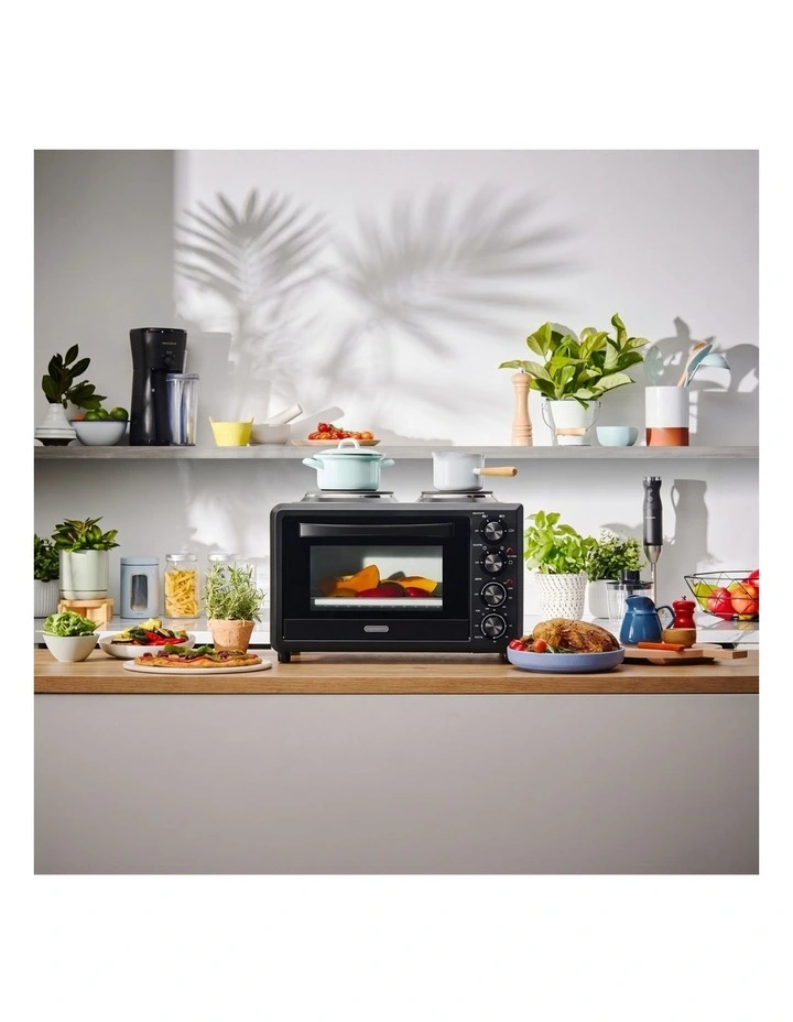 Morphy Richards 32L Black 2-in-1 Benchtop Convection Oven with Hot Plates image 5