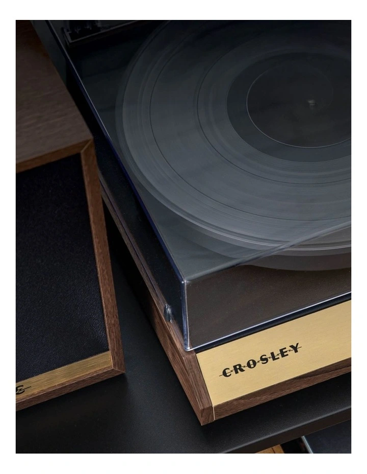C72 Shelf System Record Player in Walnut image 4