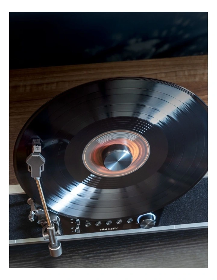 Beck Automatic Vertical Record Player in Walnut image 4