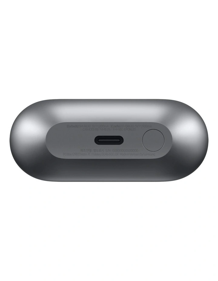 Galaxy Buds3 Pro Charging Case in Silver image 4