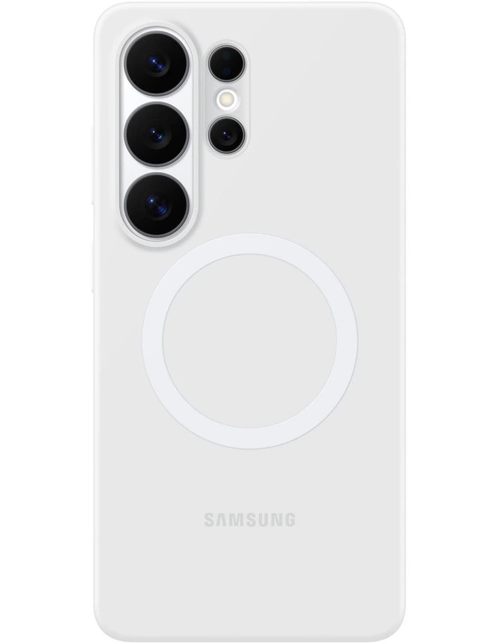 Galaxy S26 Ultra Silicone Magnet Case in White image 1
