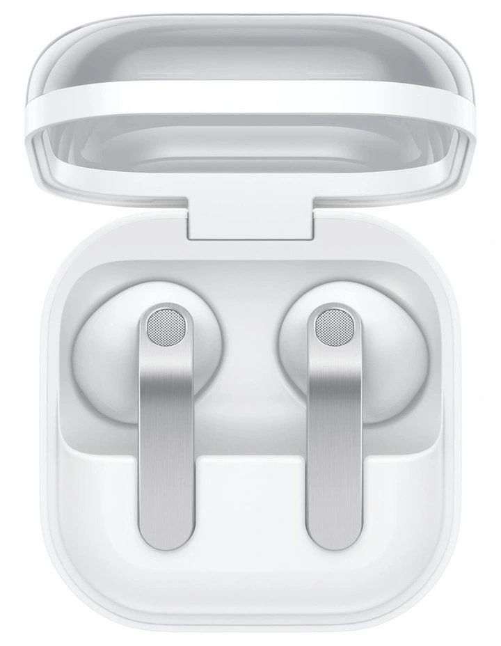 Galaxy Buds4 in White image 5