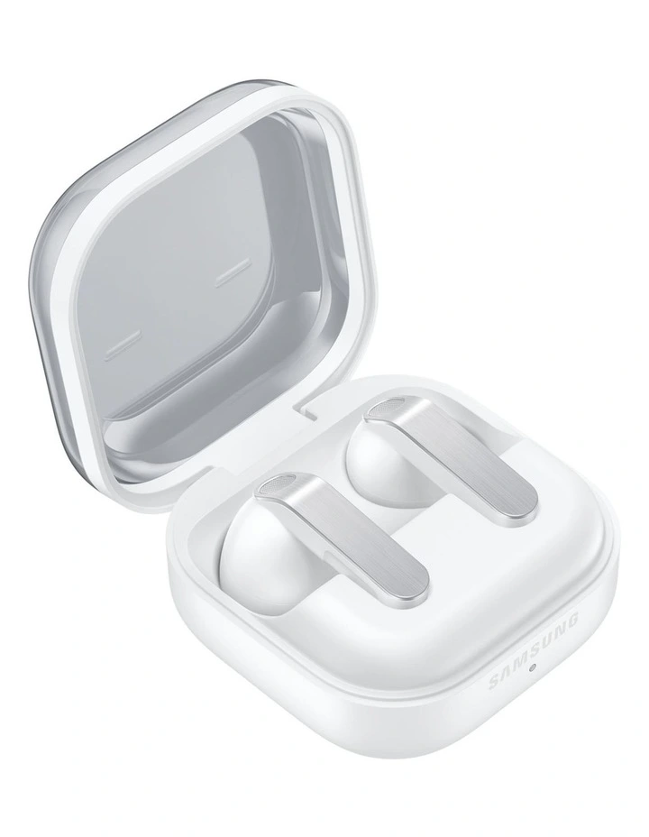 Galaxy Buds4 in White image 6
