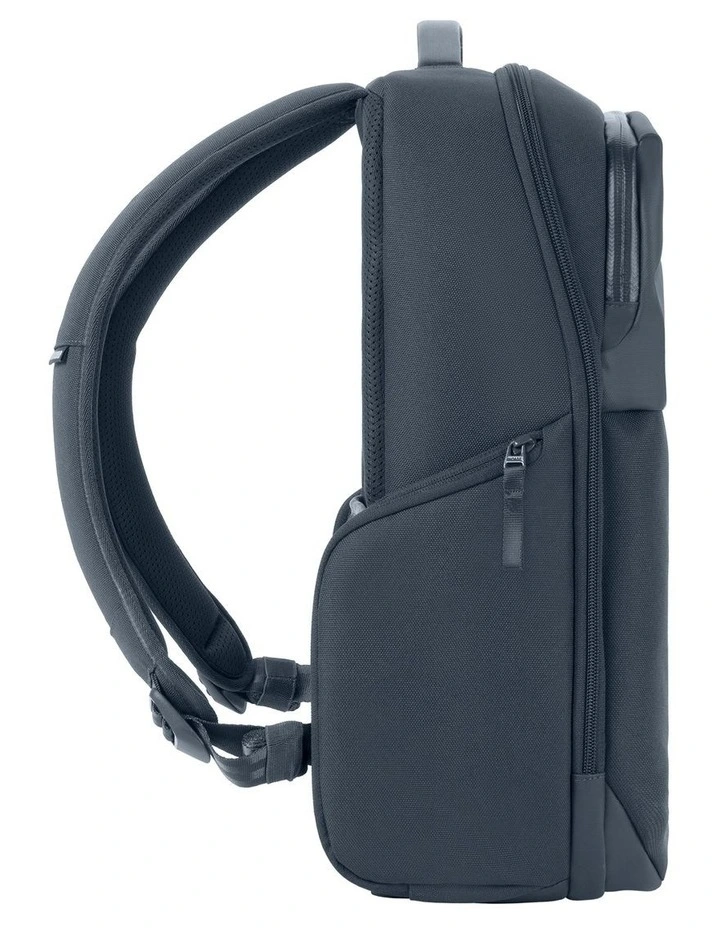 A.R.C Daypack INCO100684-NVY in Navy image 2