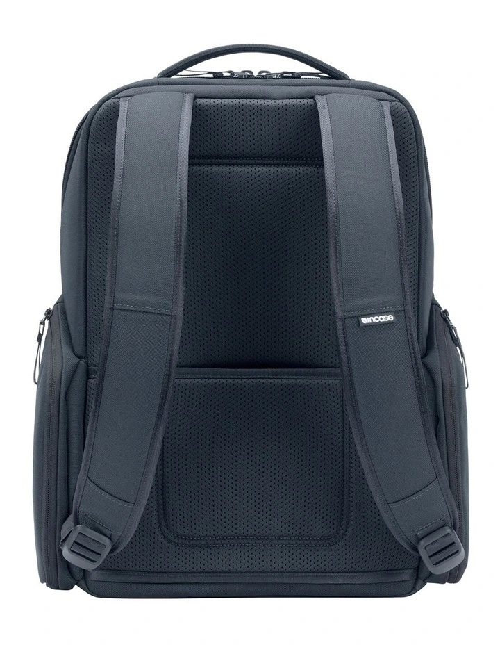 A.R.C Daypack INCO100684-NVY in Navy image 3