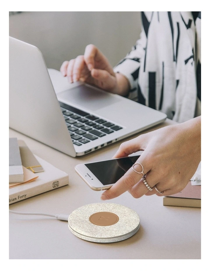 Kreafunk Wicharge 2 Wireless Qi Charger 15W - Wheat image 4
