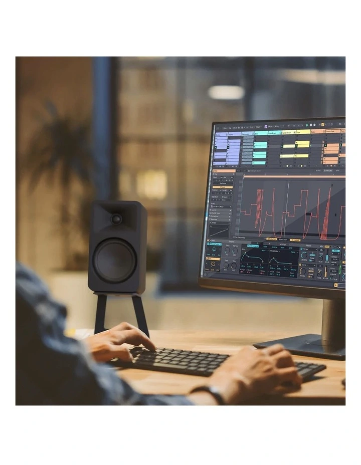 Kanto ORA4 140W Powered Reference Speakers with USB-C Input and Bluetooth - Black, Pair image 4