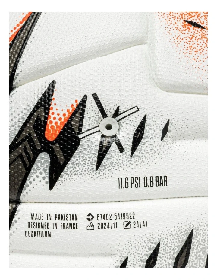 Decathlon | Official UEFA Europa League 25/26 ball - Size 5 Sold without box image 4