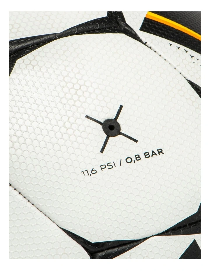 Decathlon | Club Ball Resist Size 5, Hybrid Technology, Rubber Coating - White image 5