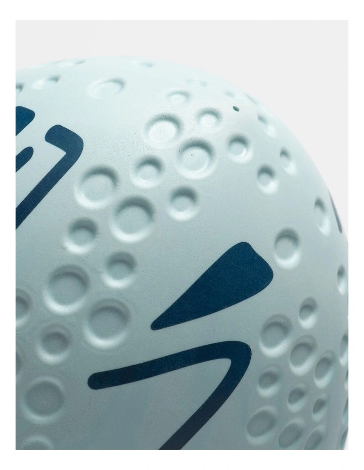 Decathlon | Foam Beginners' Rugby Ball Size 3 - Initiation Blue image 4