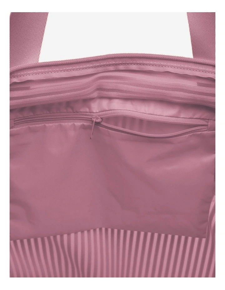 25L Duffle Bag with 4 Pockets in Purple image 3