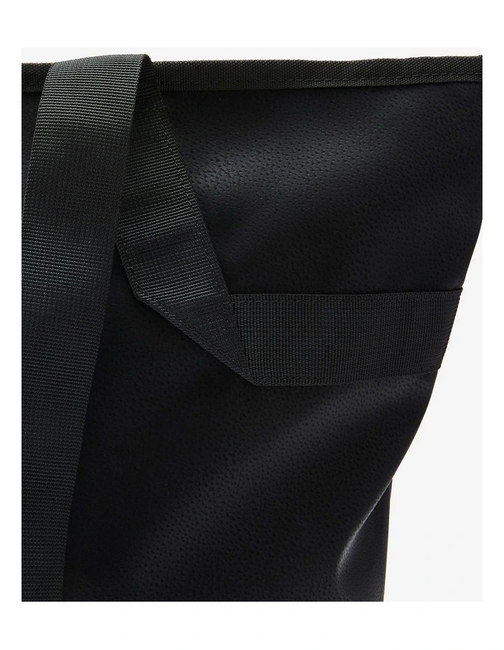 Decathlon | 25 L Leather Look Sport Tote Bag - Black image 3