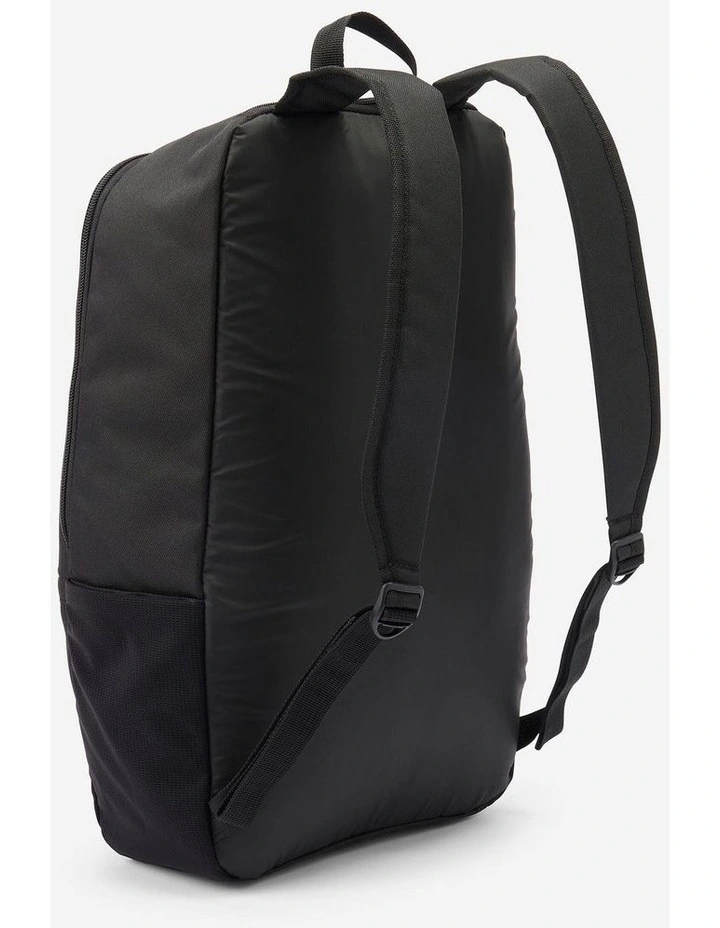 Decathlon | 17L sports backpack with shoe compartment image 2
