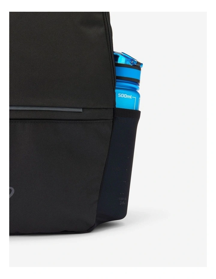 Decathlon | 17L sports backpack with shoe compartment image 3