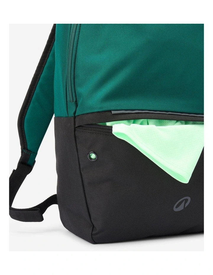 Decathlon | 17L sports backpack with shoe compartment image 4