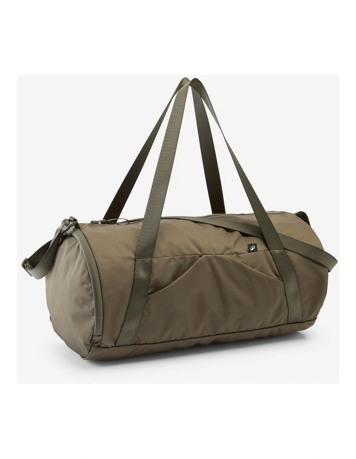 Decathlon | 20L Sports Bag With Strap and Shoe Pocket image 2