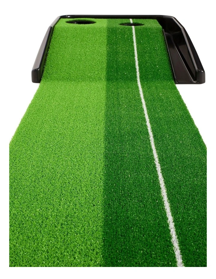 Decathlon | Putting mat with ball return image 2