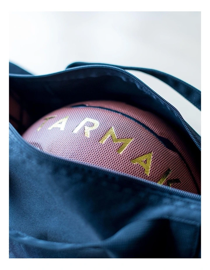 Decathlon | Durable basketball bag for carrying up to five balls (sizes 5 to 7). image 2