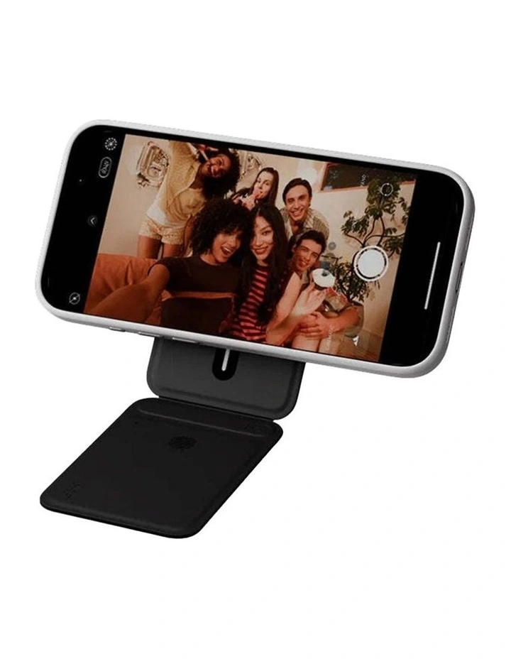 Moft Trackable Tripod Wallet 4-in-1 MagSafe Stand Locator & Capture Jet Black image 3