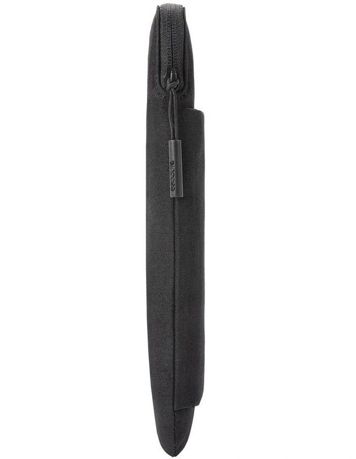 Incase Go Sleeve for 14 inch Laptop - Black [INMB100743-BLK] image 4