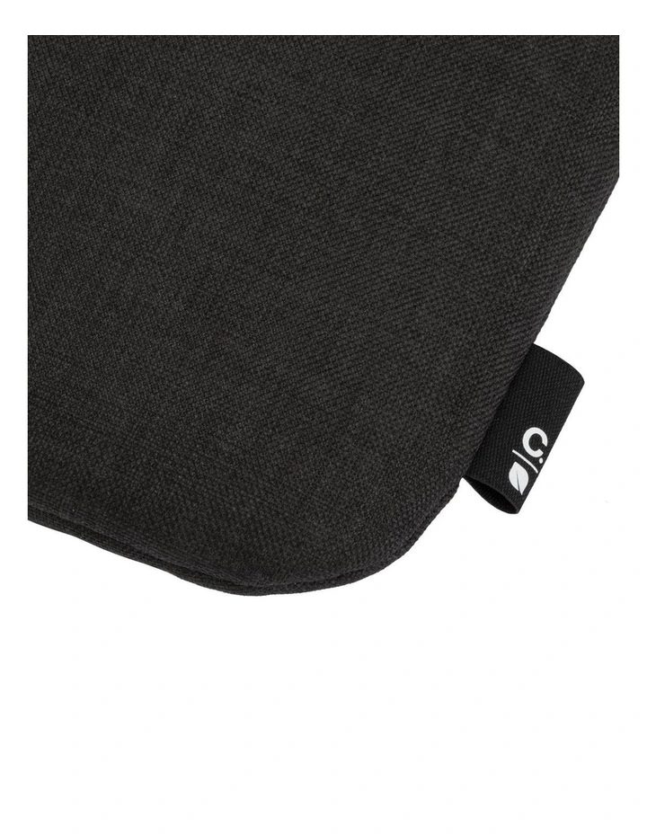 Incase Carry Sleeve for 13 inch Laptop - Black [INOM100675-BLK] image 7