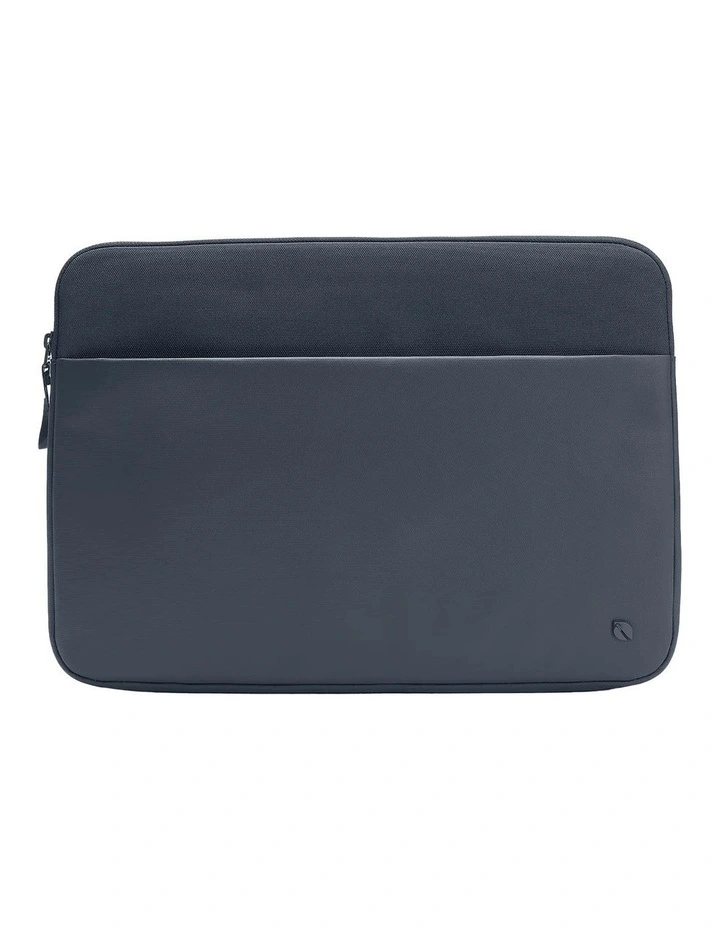 Incase A.R.C. 16-inch Laptop Sleeve - Navy [INCO400718-NVY] image 1