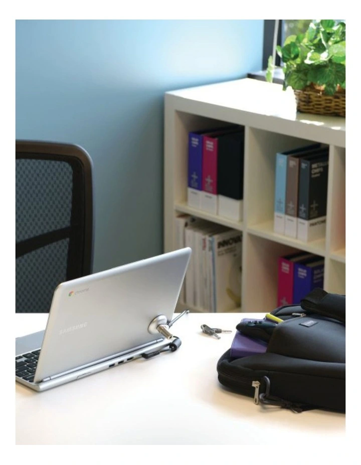 Kensington Wireless Presenter Expert Green Laser With USB Receiver Black image 4