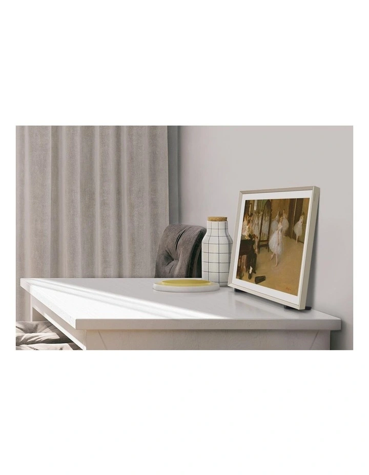 The Frame QLED Smart TV 32" in Black image 7