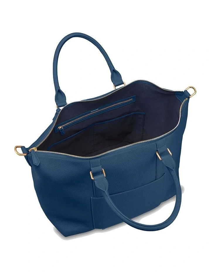 The Leather Weekender in Pacific Blue image 6