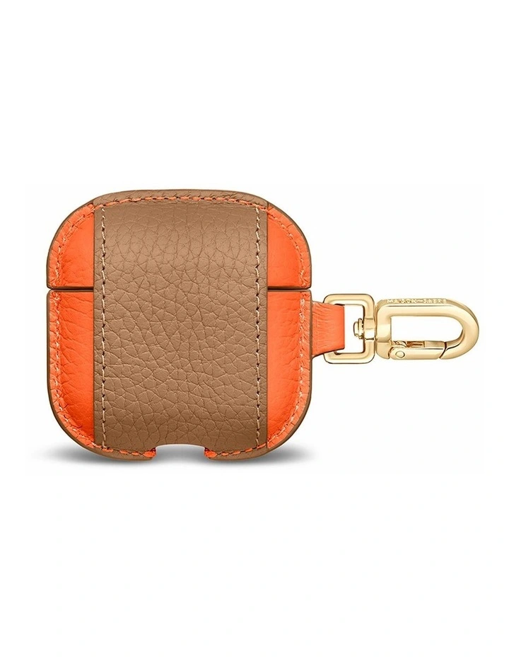 The AirPods 4 Case Charm in Manhattan Sandstone image 5