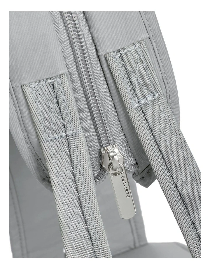 Roam Anti-Theft Tablet Convertible Backpack/Sling Bag in Glacier image 5