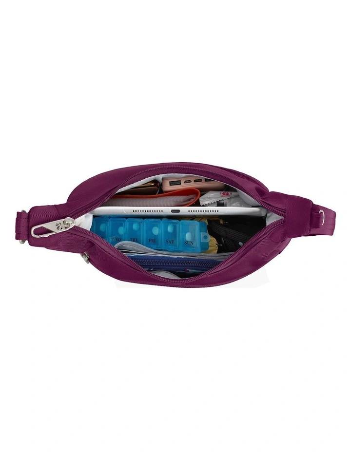 Classic Anti-Theft Essential Messenger Bag in Burgundy image 4