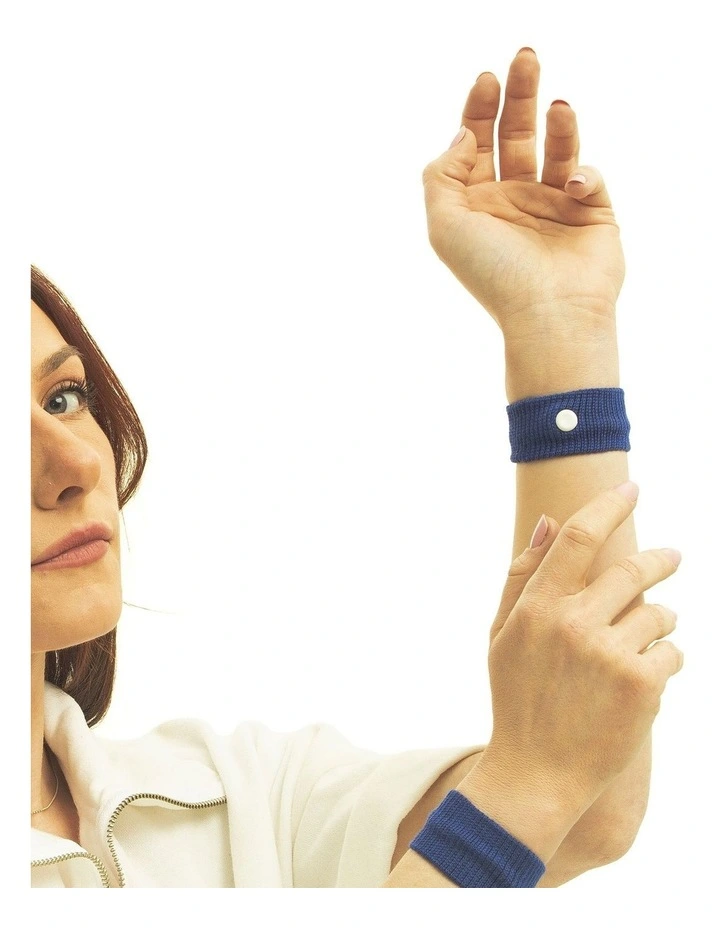 2 Pairs of Motion Sickness Relief Wristbands in Assorted image 2