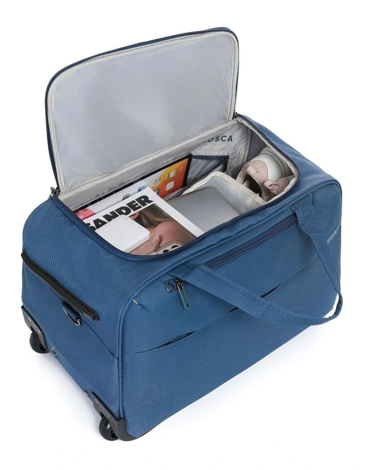 So Lite Wheel Bag in Blue image 2