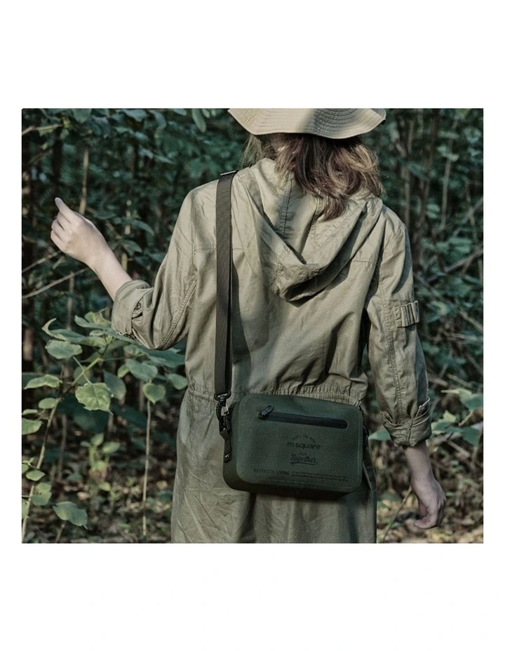 M Square Travel Accessory Green image 3