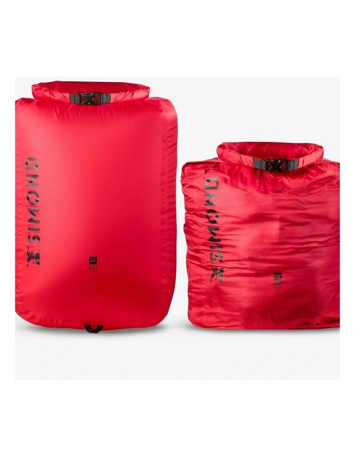 Decathlon | Ultra-light 22 litre waterproof bag, red image 5