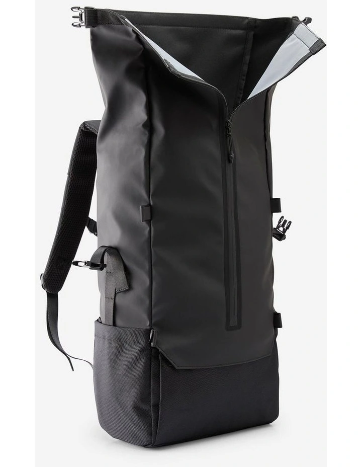 Decathlon | 29L Backpack Rolltop with Laptop Pocket image 3