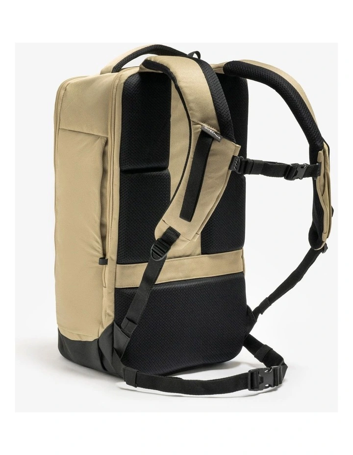 Decathlon | Quechua Laptop Backpack Escape 500 Hiking 32L Beige image 2