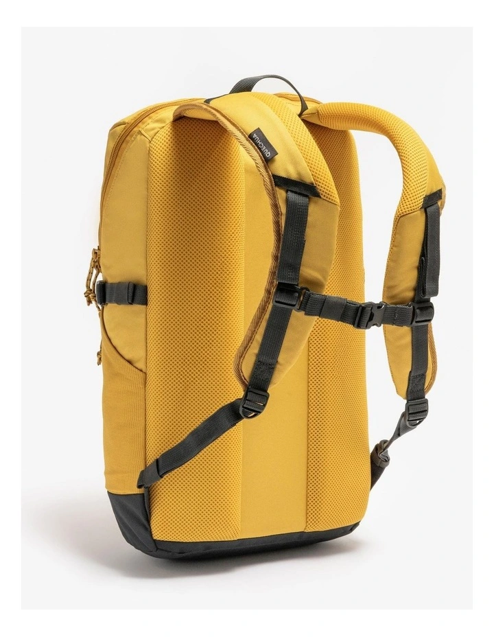 Decathlon | Arpenaz 500 20L hiking backpack - Yellow image 4