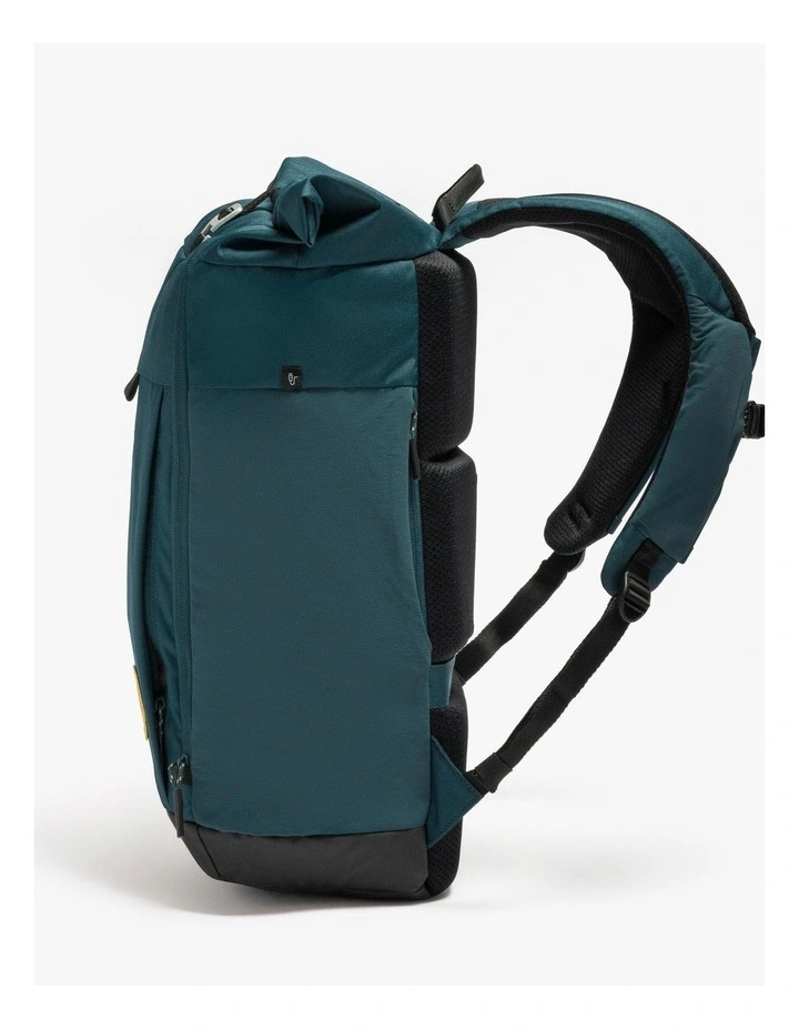Decathlon | Hiking backpack 23 L, Escape 500 Rolltop - Green image 7