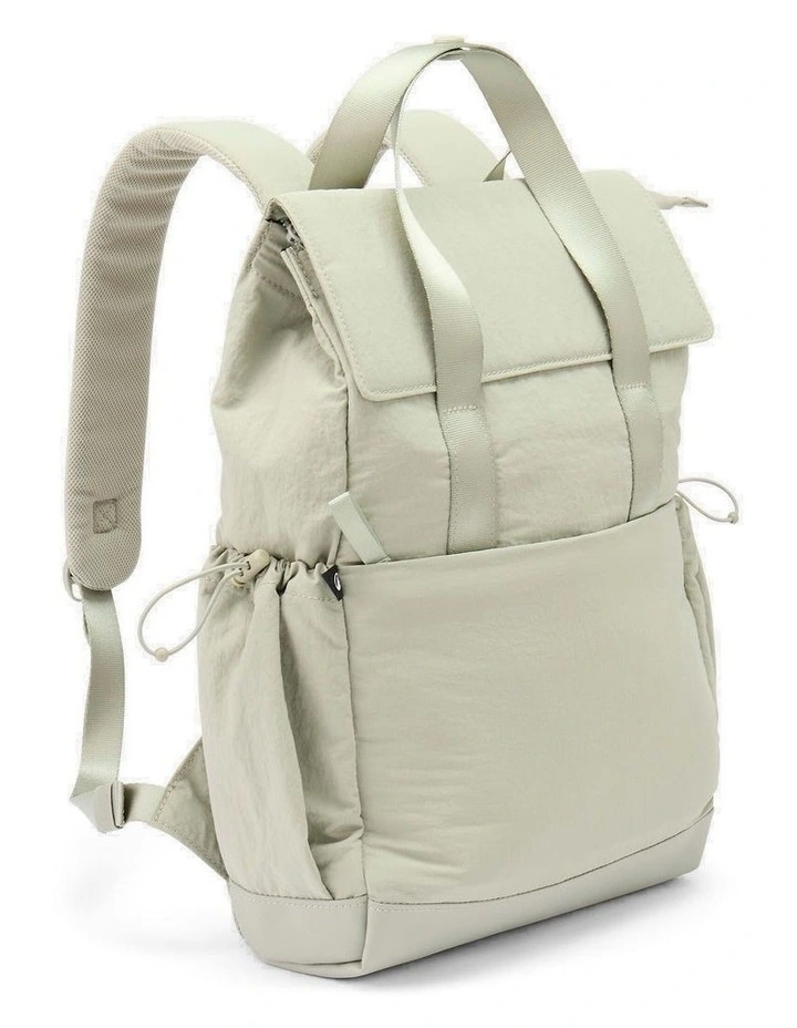 Decathlon | Small 10 L backpack with laptop compartment image 1