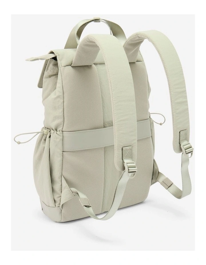 Decathlon | Small 10 L backpack with laptop compartment image 3