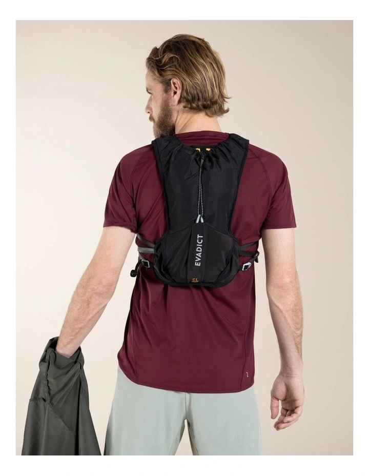 Decathlon | RUNNING TRAIL RUNNING BAG 5L CN BLACK image 4