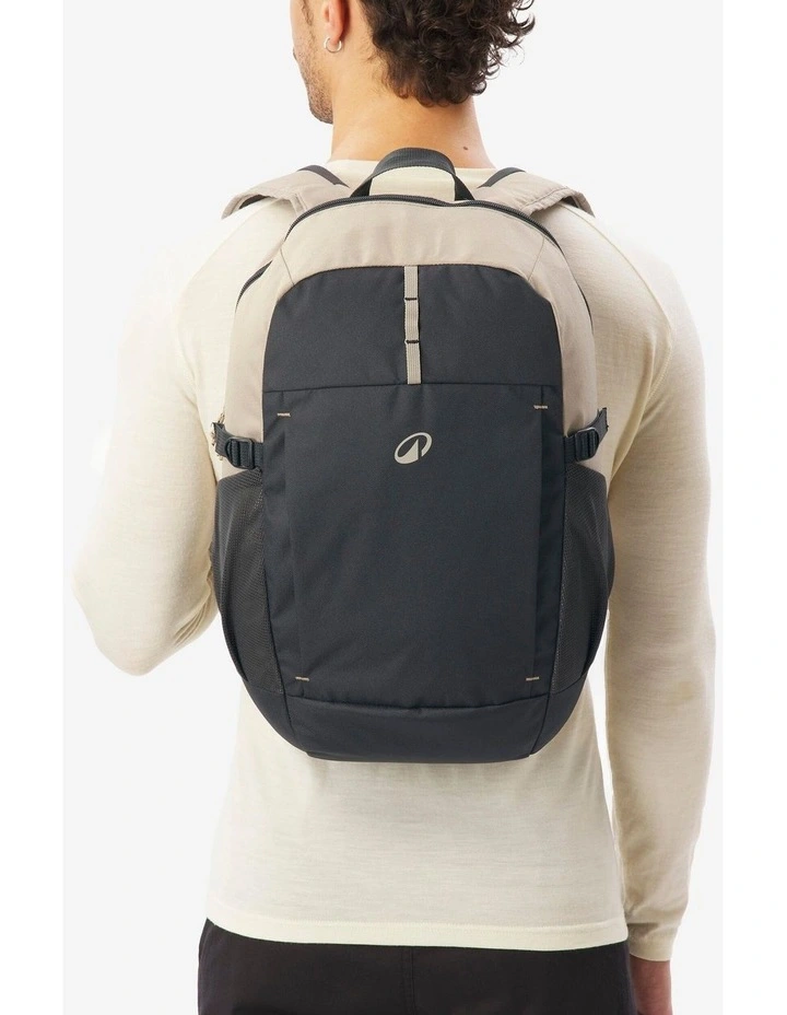 Decathlon | 20L hiking backpack Arpenaz 100 - Beige image 3